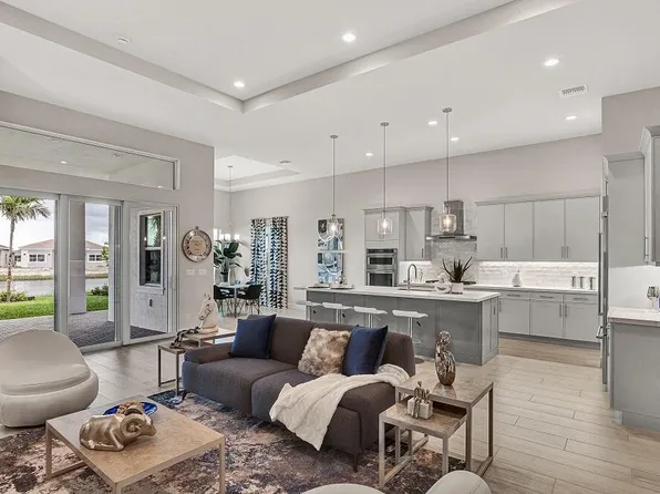 10097 Driftwood Way, Palm Beach Gardens, FL 33412