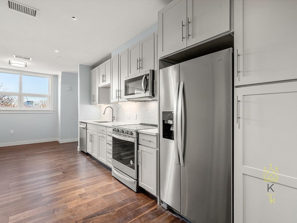 1st image of 136 Babcock St #317