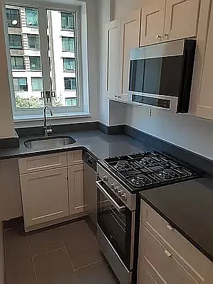 Rented by Bank Neary | media 4