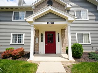 207 Keats Ct APT 102, Carmel, IN