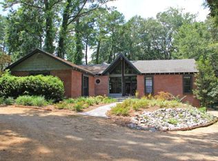 217 Sherwood Dr, Thomasville, GA 31792