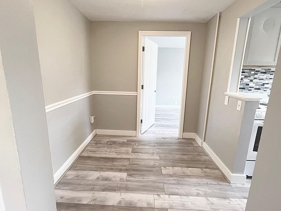 Dining Area adjacent to kitchen