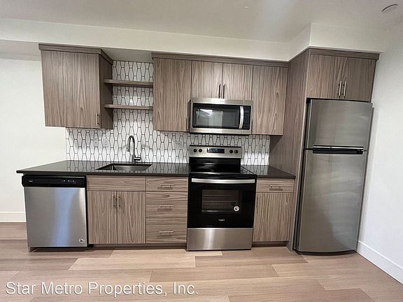 5th image of 6280 N Montana Ave #204
