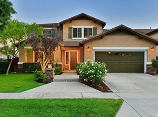 12 Boulder Ridge Ct, Azusa, CA 91702