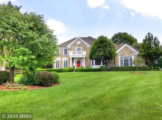 10609 Dogwood Farm Ln, Great Falls, VA 22066