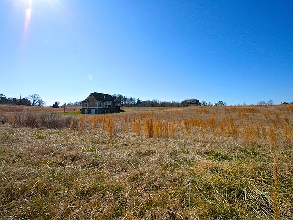 Variety of Acreage Available