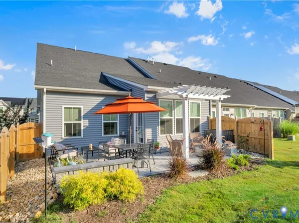 3416 Foxglove Dr, Toano, VA 23168