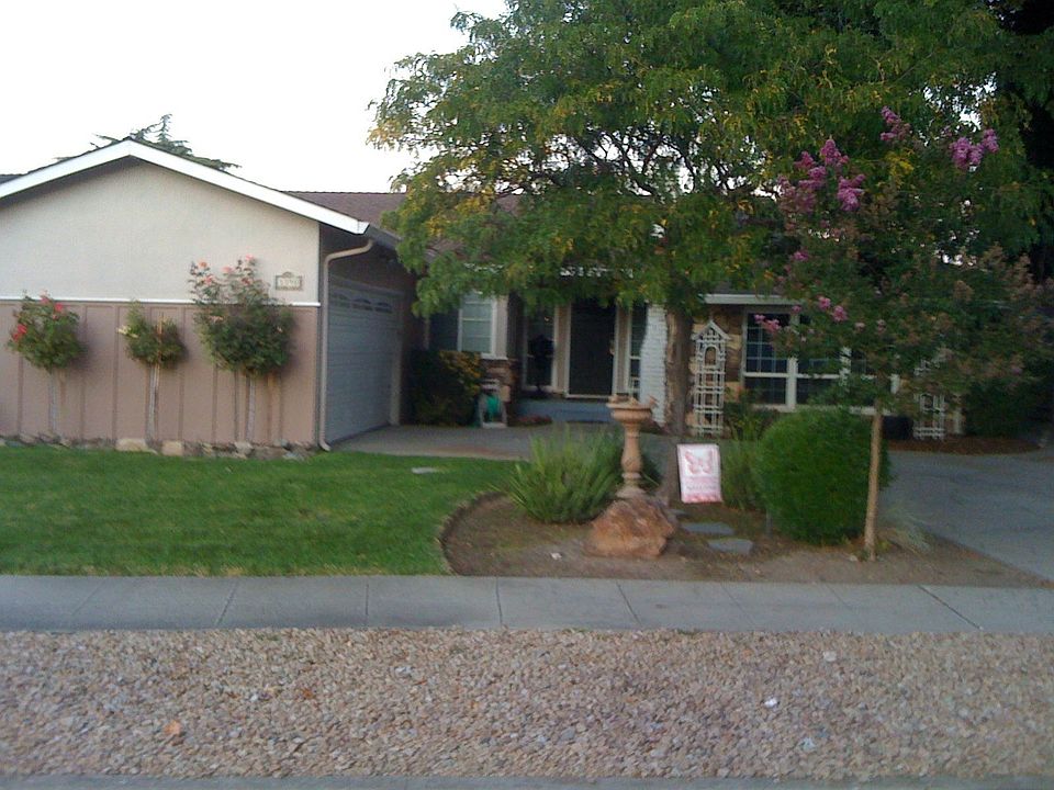 1st image of 3390 Thompson Ave