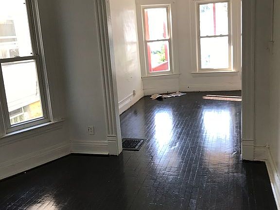 3rd image of 313 Chemung St #15