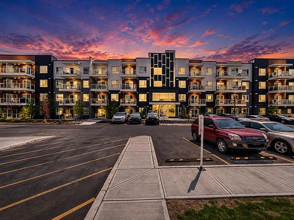 3rd image of 550 N Belmont St SW #4314