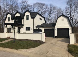 1909 S Eva Hill Dr, Bloomington, IN 47401