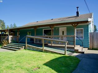 2056 10th St, Florence, OR 97439