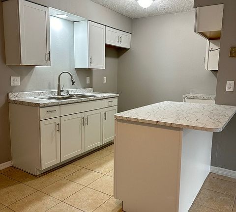 2nd image of 33A Pine Hill Ln