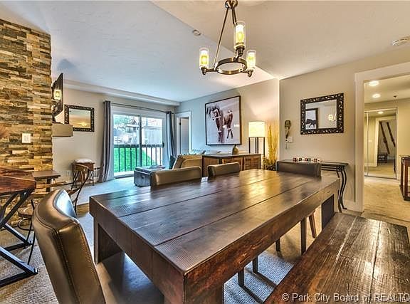 2nd image of 1401 Woodside Ave #207