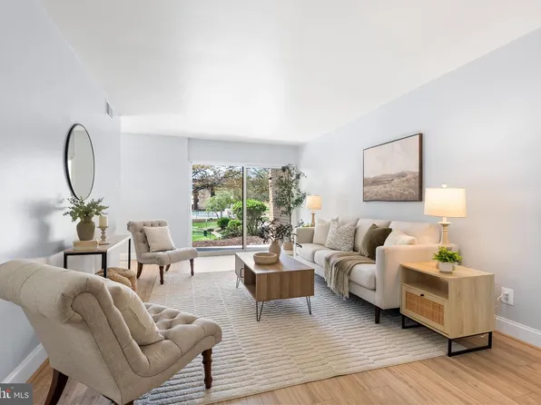 11202 Cherry Hill Rd APT T2, Beltsville, MD 20705