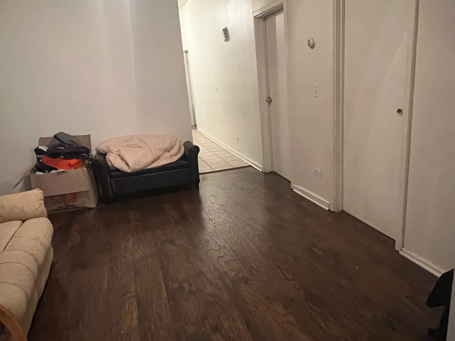 4 bed, 950 sqft, $735 — Photo 3