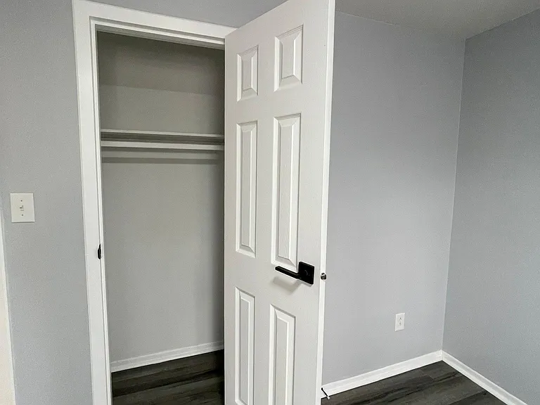 512 Hawley Ave #3 — Photo 9
