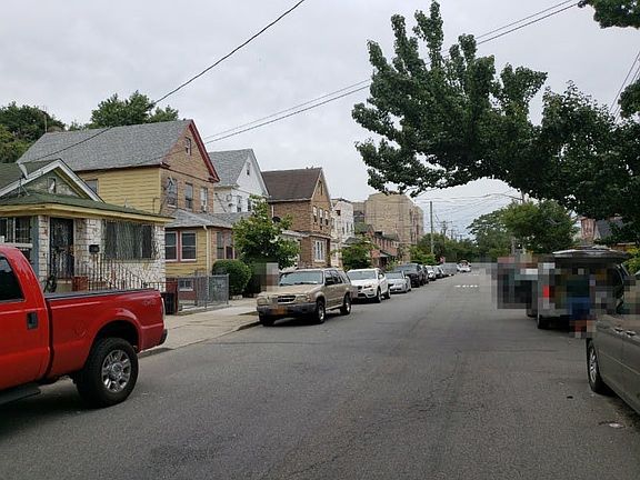 5th image of 107-27 155th St
