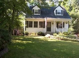 146 3rd St, Mahwah, NJ 07430