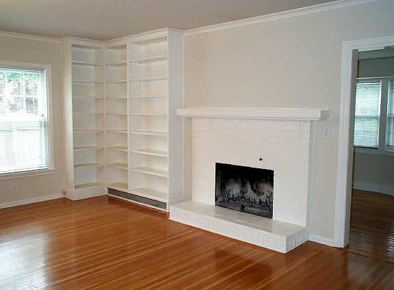 3rd image of 5370 N Broadway St