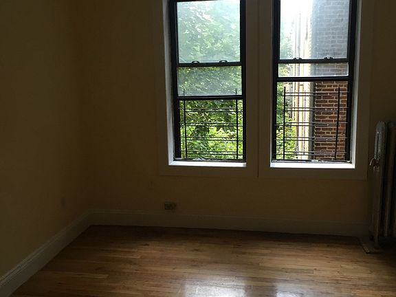 5th image of 526 W 161st St APT 06