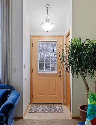 5th image of 1870 Donegal Dr APT 8