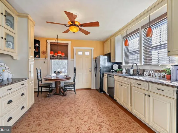 412 Havana Ave, Egg Harbor City, NJ 08215