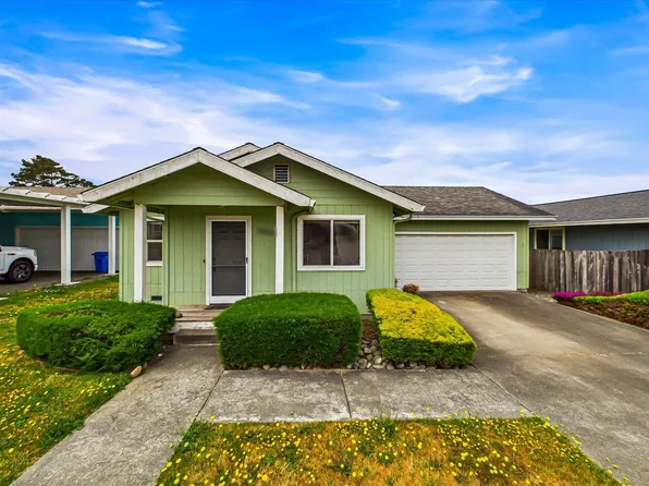 2070 Thiel Ave, McKinleyville, CA 95519