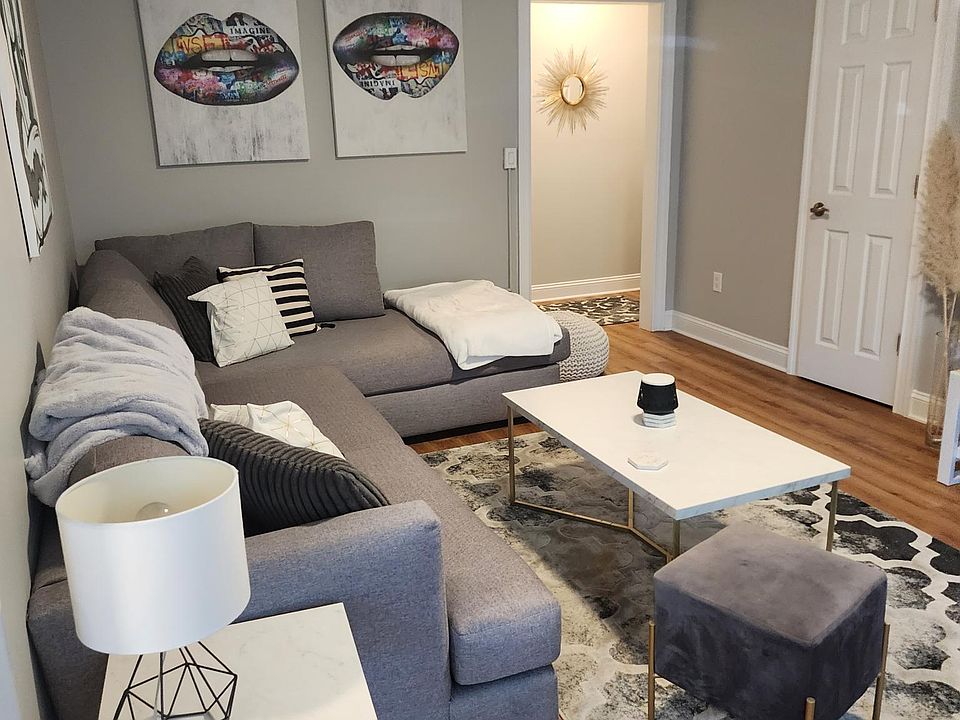 1st image of 2 Lockwood Ave #29