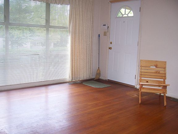 2nd image of 2407 Dozier Dr