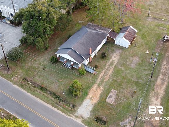 2nd image of 109 N Armstrong Ave
