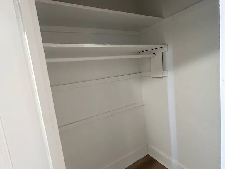 126 Westmoreland Ct — Photo 10