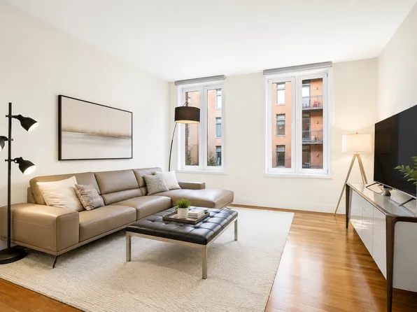 416 Washington St APT 4K, New York, NY 10013