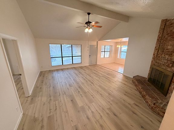3rd image of 2401 Redbrook Ct