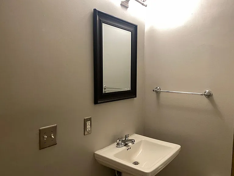 Cranmore Apartments — Photo 17