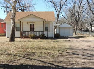 1017 N Custer Ct, Wichita, KS 67203