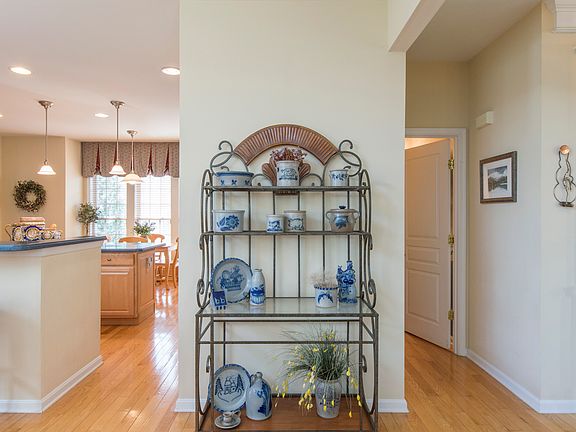 2nd image of 108 Cawley Ct