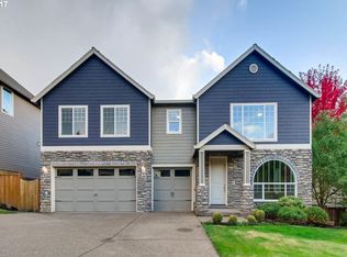 9359 SE Nicholas Dr, Happy Valley, OR 97086