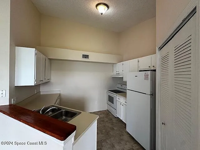 7400 N Highway 1 #205 — Photo 5