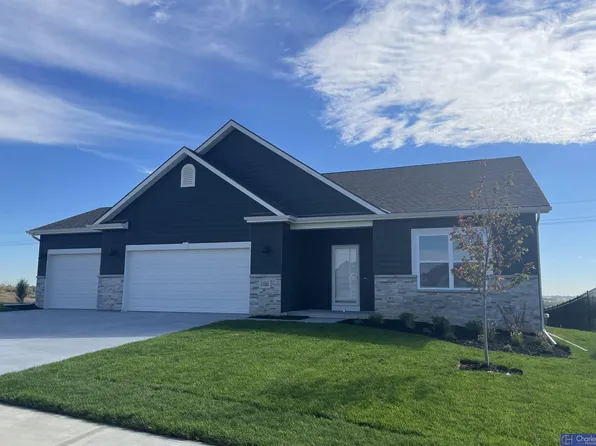 11321 N 169th St, Bennington, NE 68007