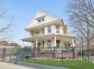 8785 153rd St, Jamaica, NY 11432