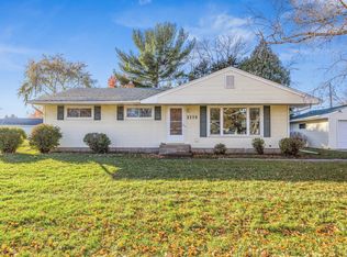 3775 Cranbrook Dr, White Bear Lake, MN 55110