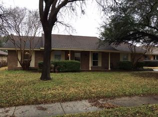 3547 Plantation Dr, Irving, TX 75062