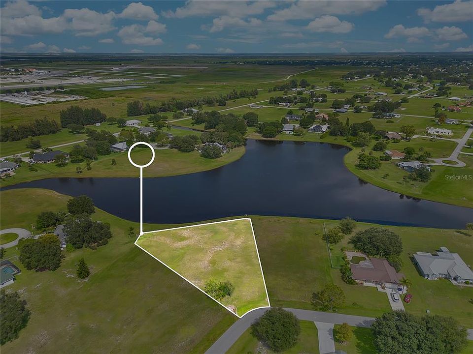 1st image of 322 Arrowhead Dr #11