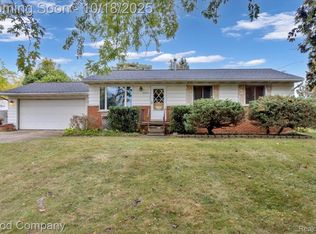 3209 Grange Hall Rd, Holly, MI 48442