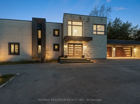 7 Albion Close, Markham, ON L3T 2H8