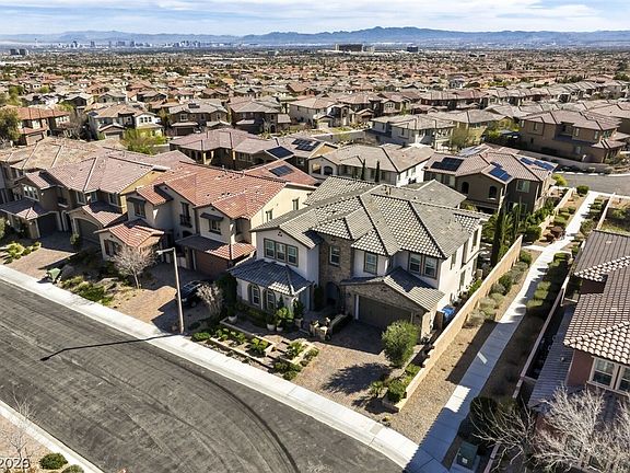 5th image of 12031 Tramonto Ave