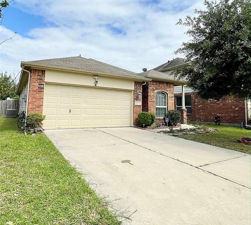 1st image of 12658 Redbud Villa Ln