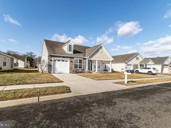 9 Heather Dr, Woodstown, NJ 08098