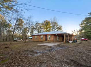 8296 Smith Rd, Clinton, LA 70722